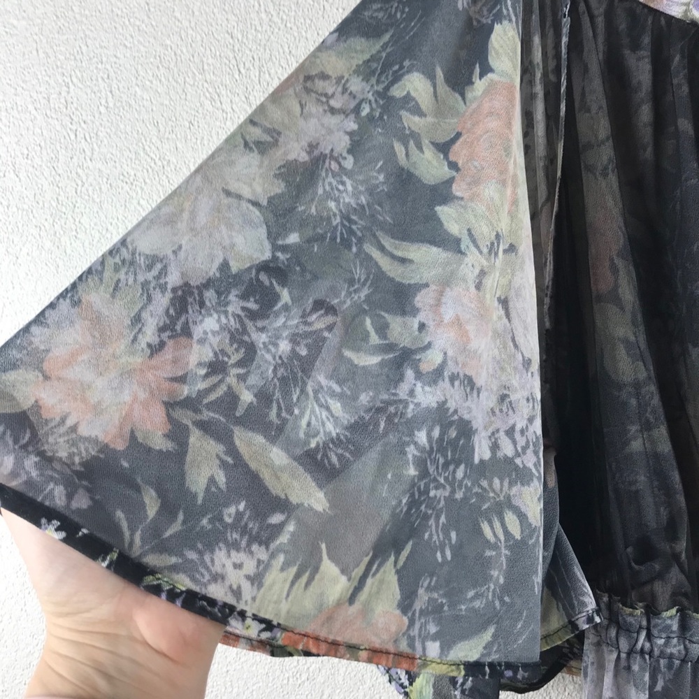 Vintage l 70s M Bohemian Cottagecore Floral Semi-Sheer Cape Flutter Sleeve Dress - Picture 12 of 14